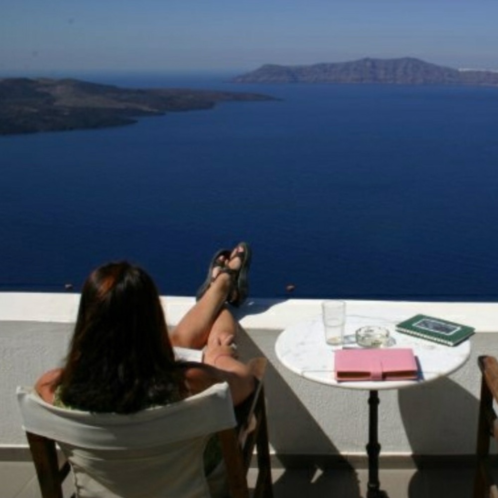 Meet your Posher,  @deannanajman on instagram